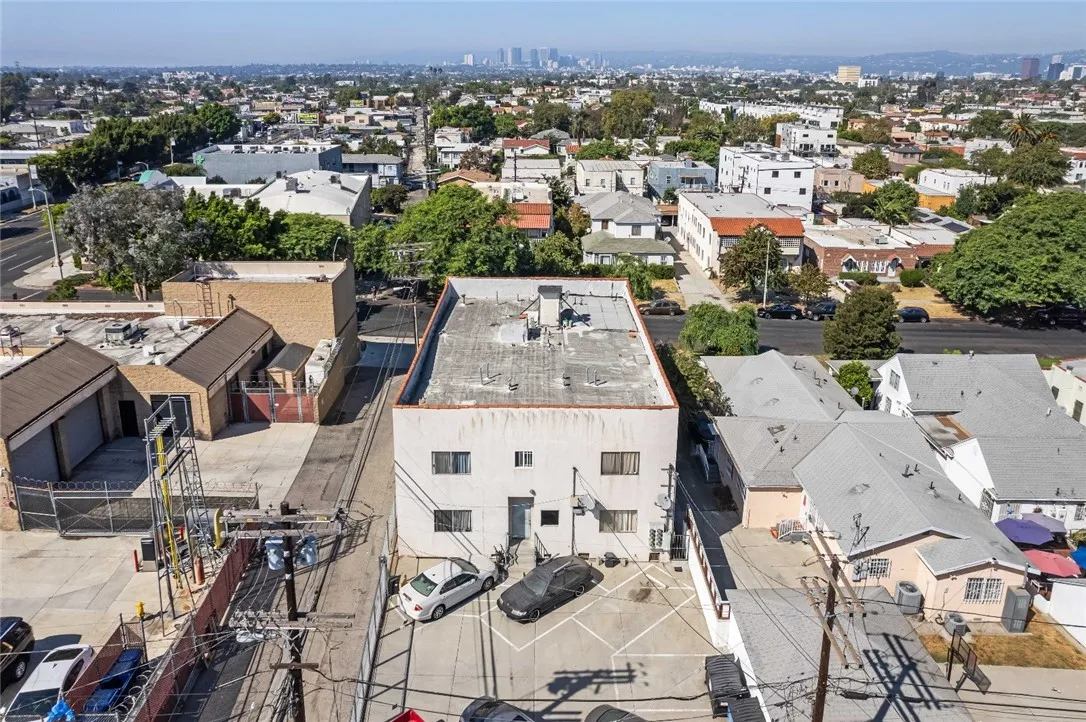 1858 S Orange Drive, Los Angeles, California 90019 home-pic-13